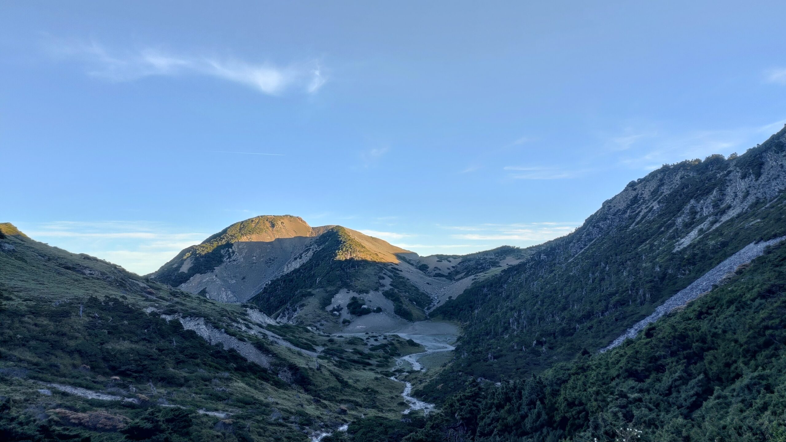 09/25~28南湖大山、東峰、陶賽峰 (09/24晚宜蘭住宿，中級)